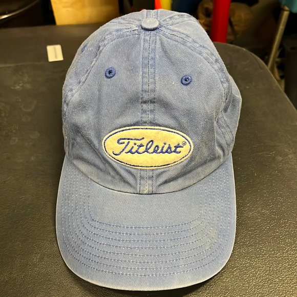 Titleist Other - Vintage Titleist hat.